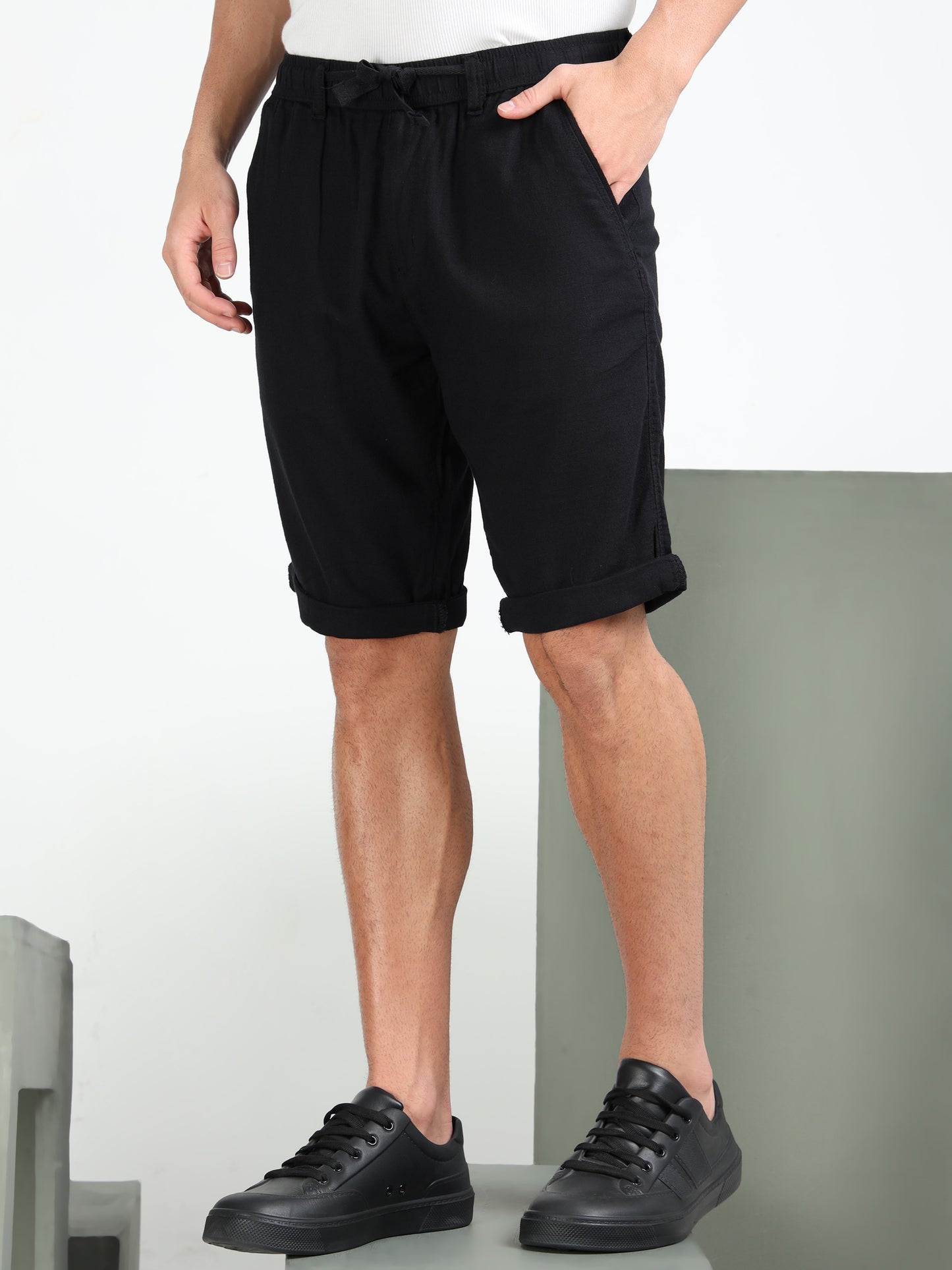Men's Black Solid Cotton Lycra Mid-Rise Casual Shorts