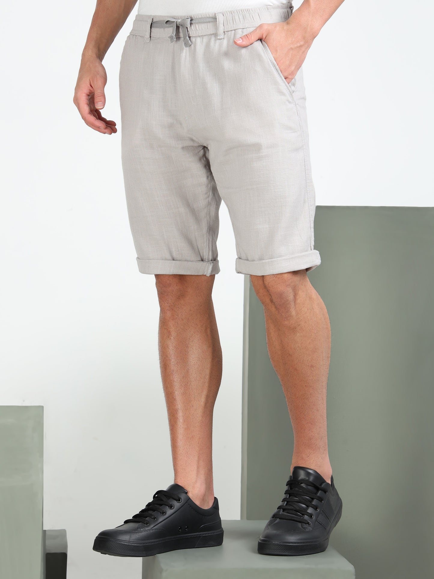 Men's Black Solid Cotton Lycra Mid-Rise Casual Shorts