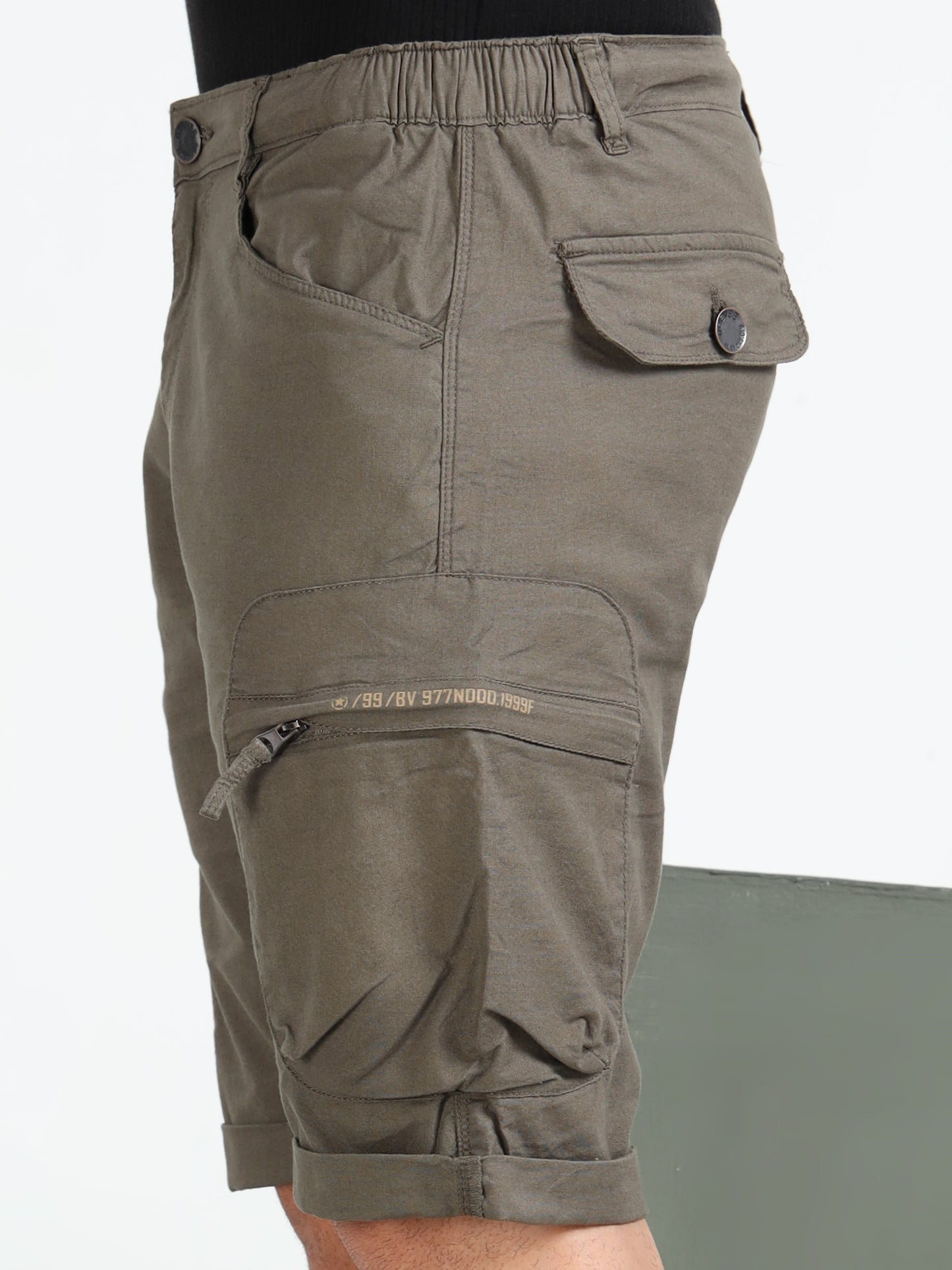 M Green Cotton Lycra Solid Shorts