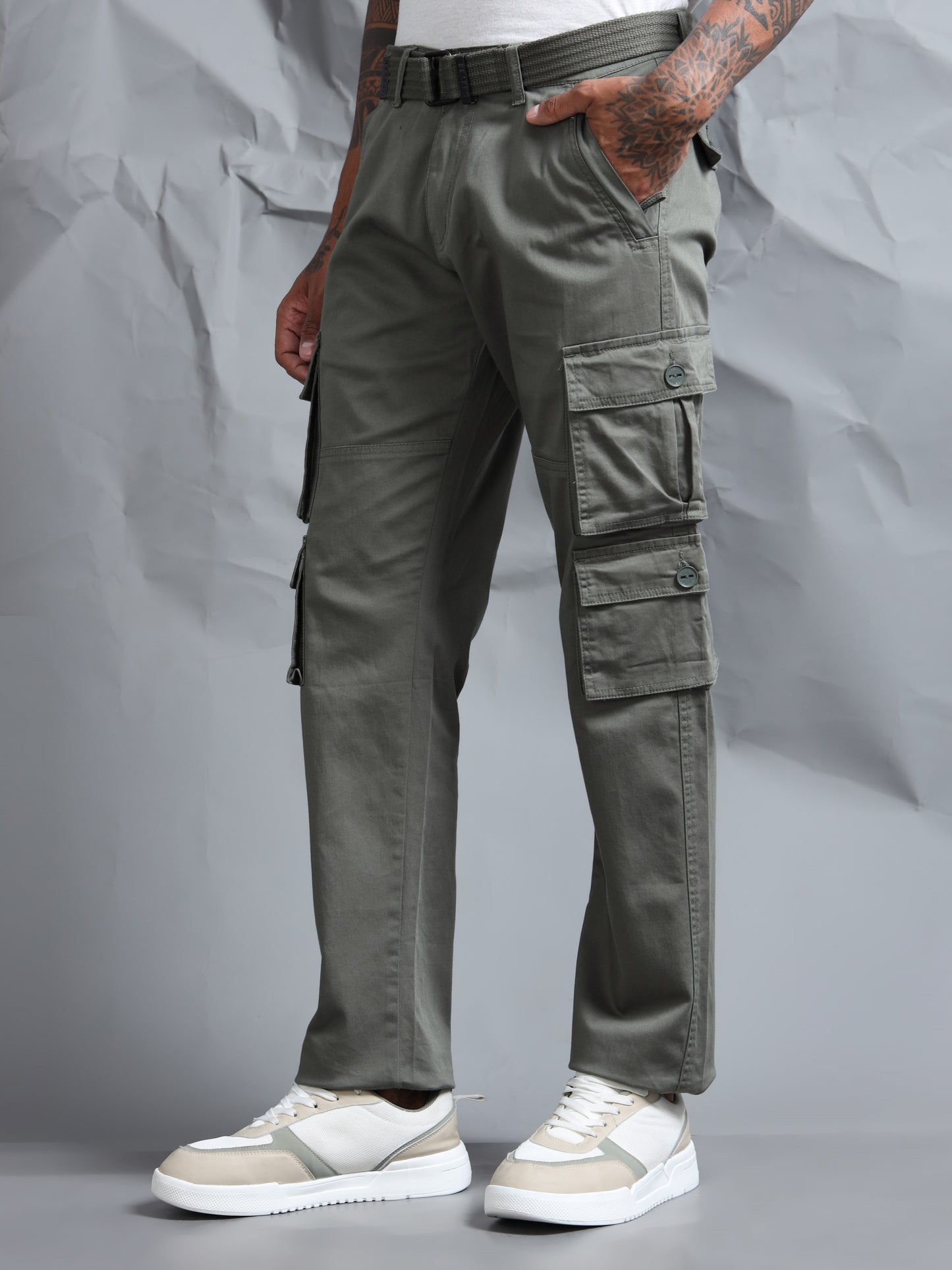 Men F Green Cargo Pockets Pant With Belt