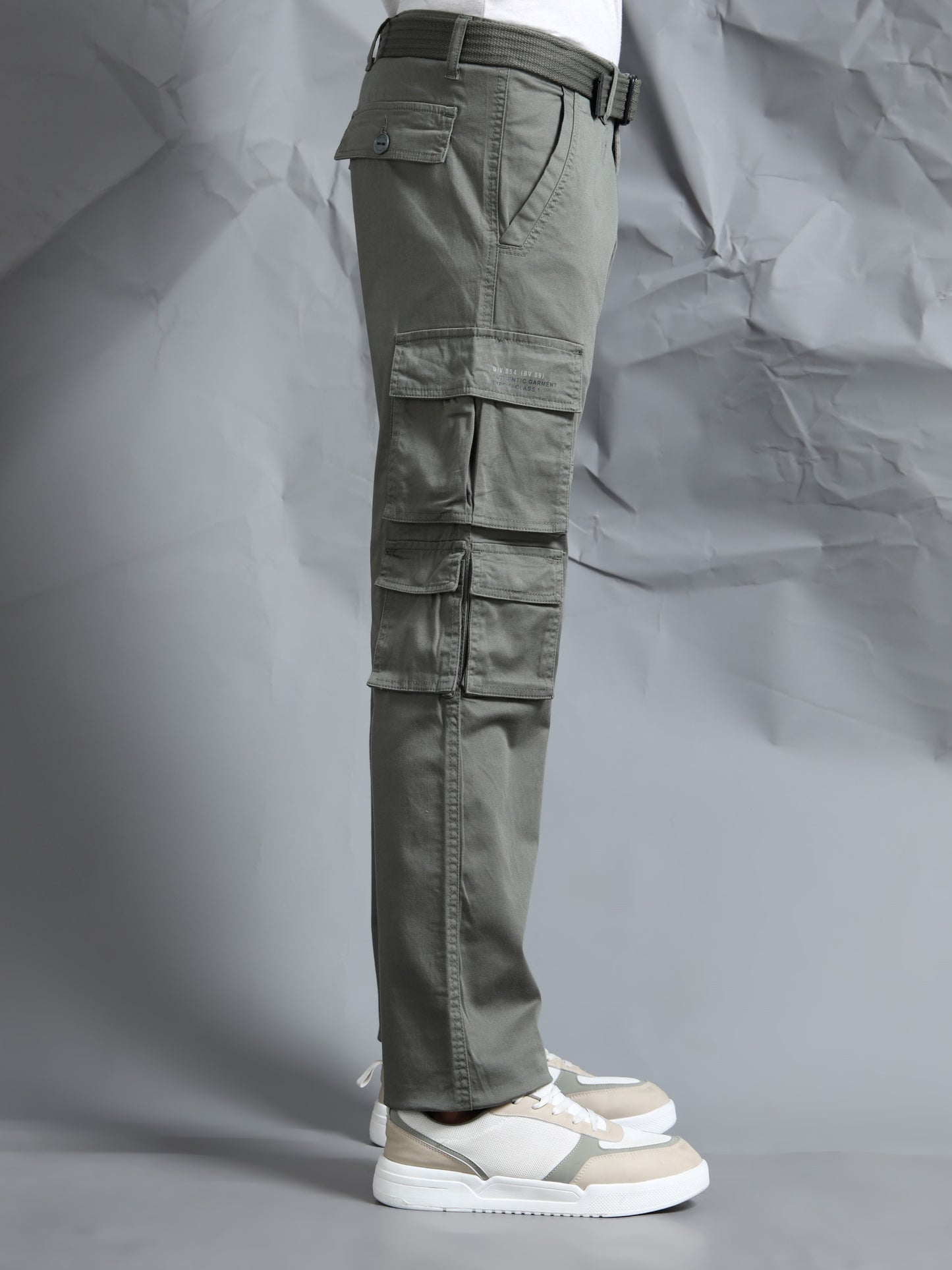 Men F Green Cargo Pockets Pant With Belt