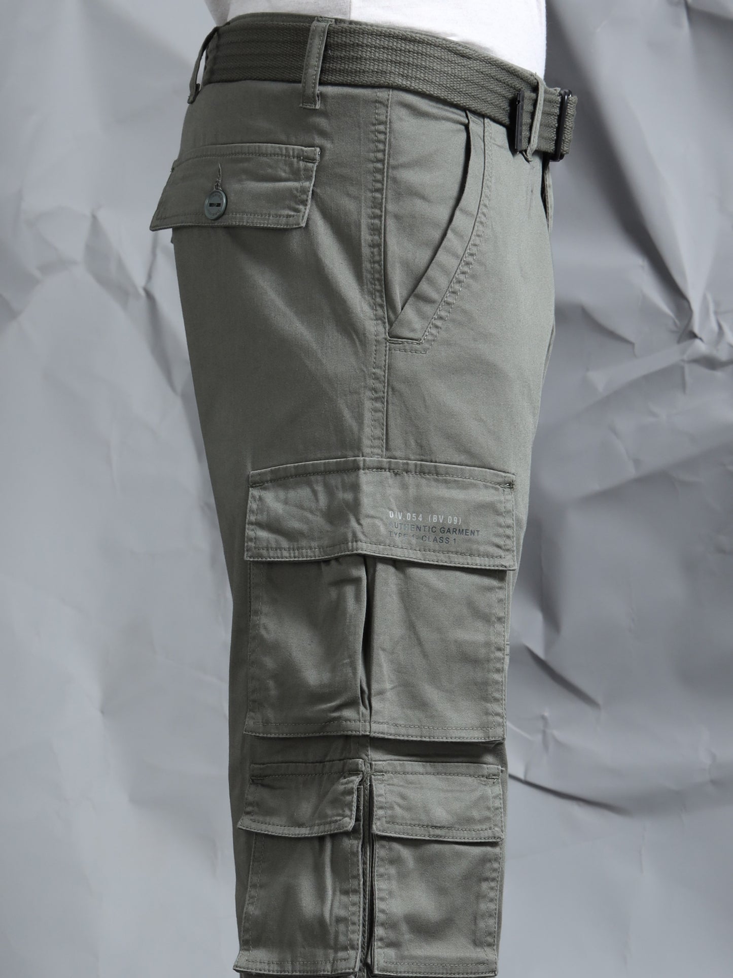 Men F Green Cargo Pockets Pant With Belt