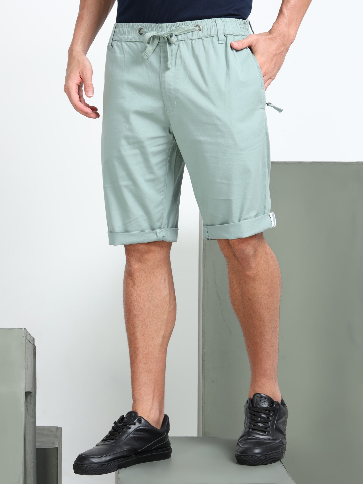 Men's Light Pink Solid Cotton Lycra Mid-Rise Casual Shorts