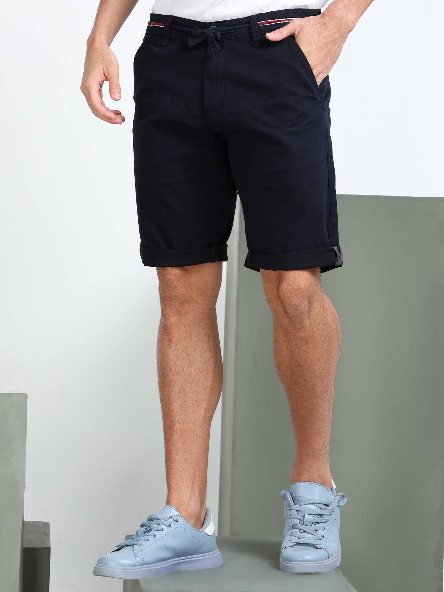Men's Green Solid Cotton Lycra Mid-Rise Casual Shorts