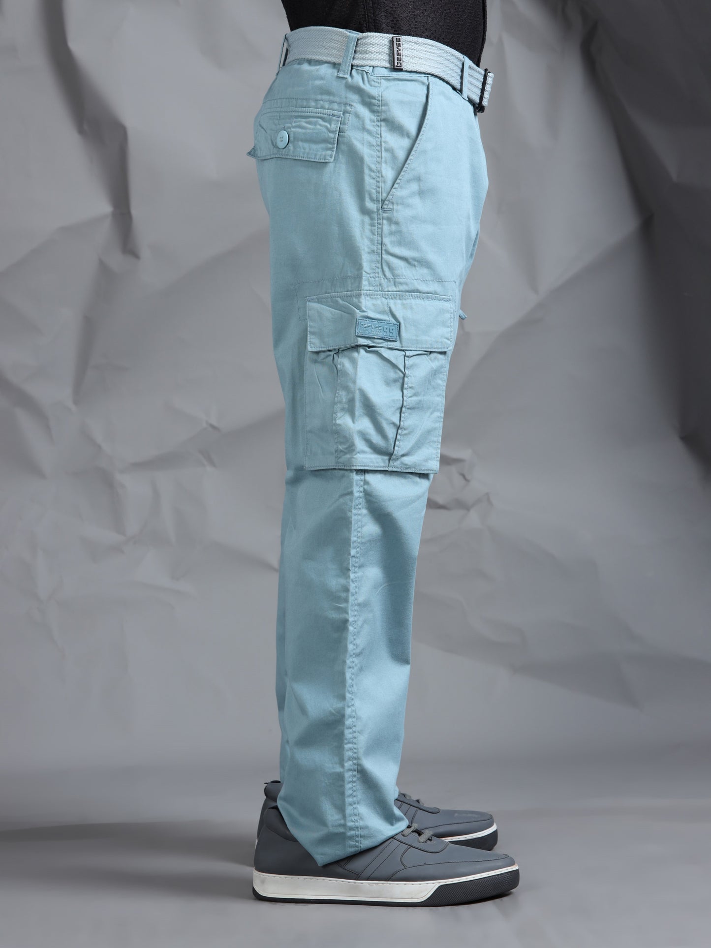 Men A Blue Cargo Pants With Belt