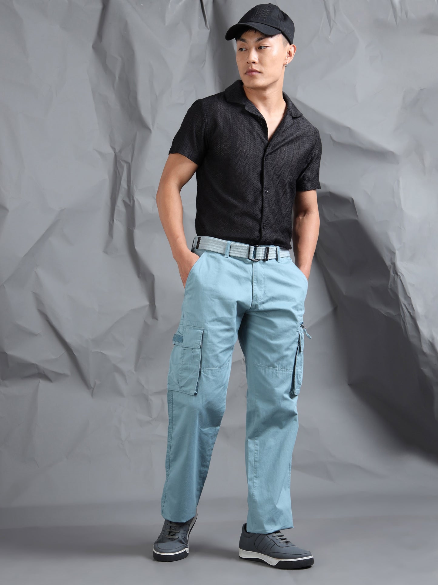 Men A Blue Cargo Pants With Belt