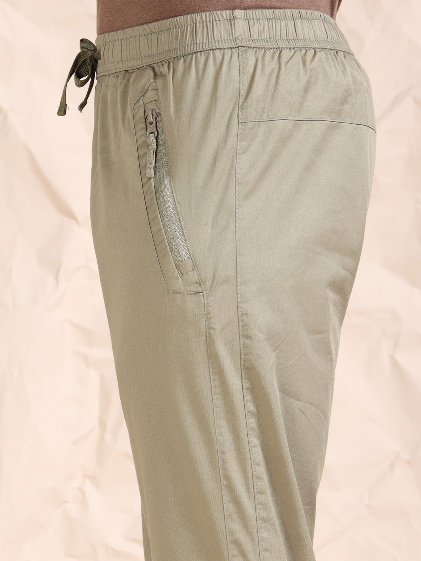 Olive Regular Fit Cotton Lycra Solid Pyjama