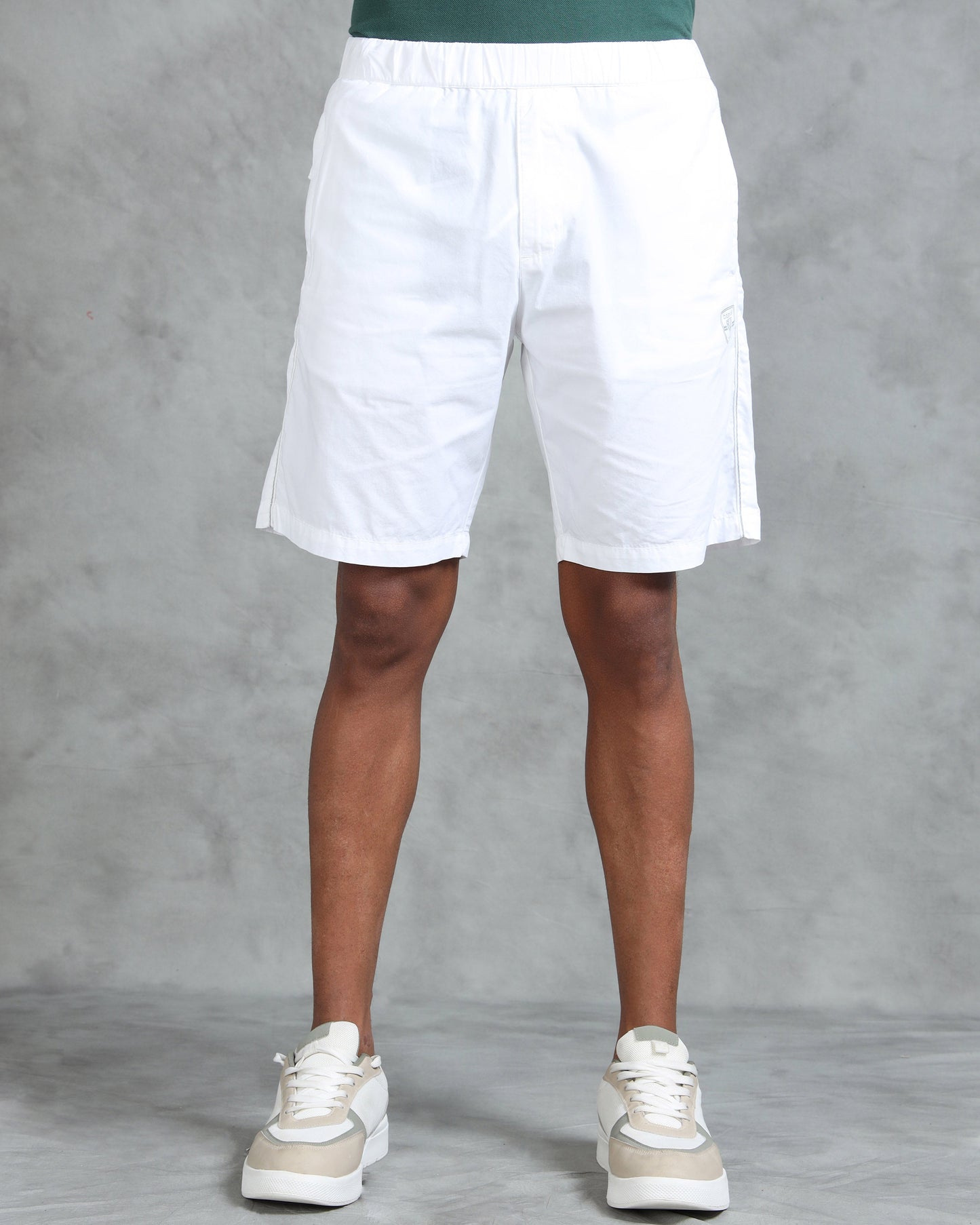 Solid Men White Regular Shorts
