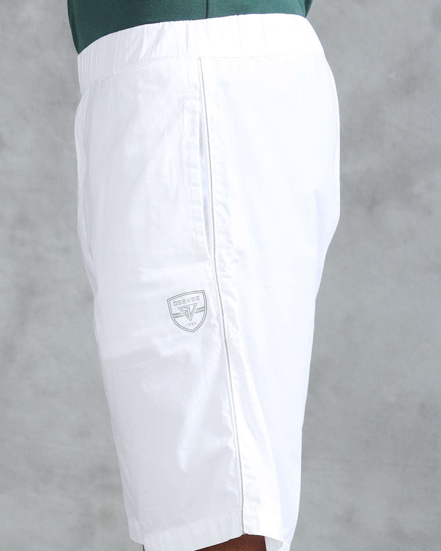 Solid Men White Regular Shorts