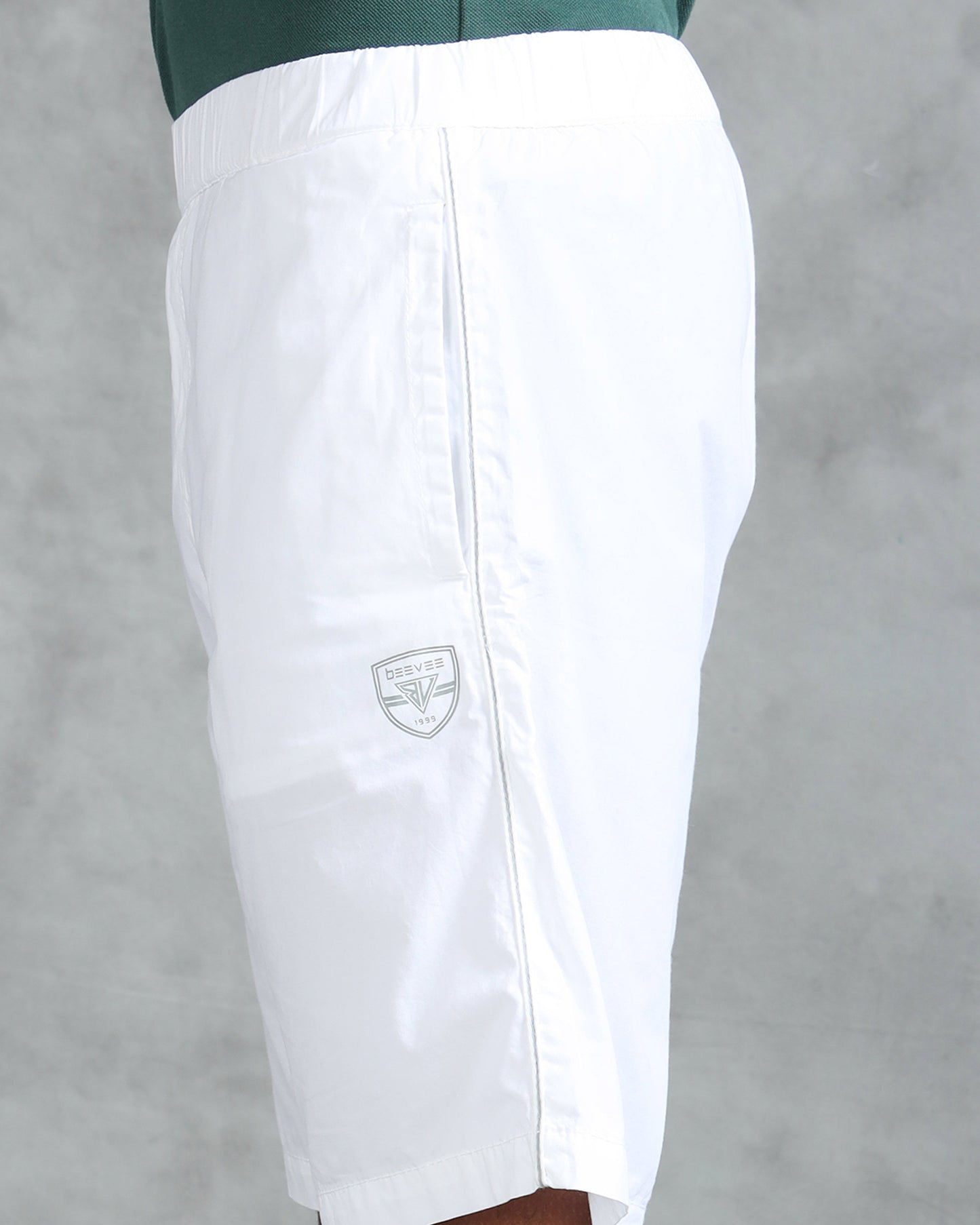 Solid Men White Regular Shorts