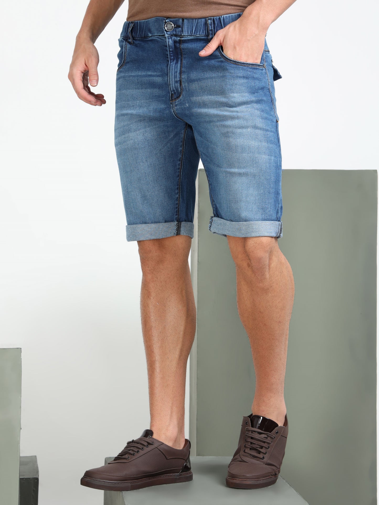 Men’s Washed Cotton Lycra Mid-Rise Denim Casual Shorts