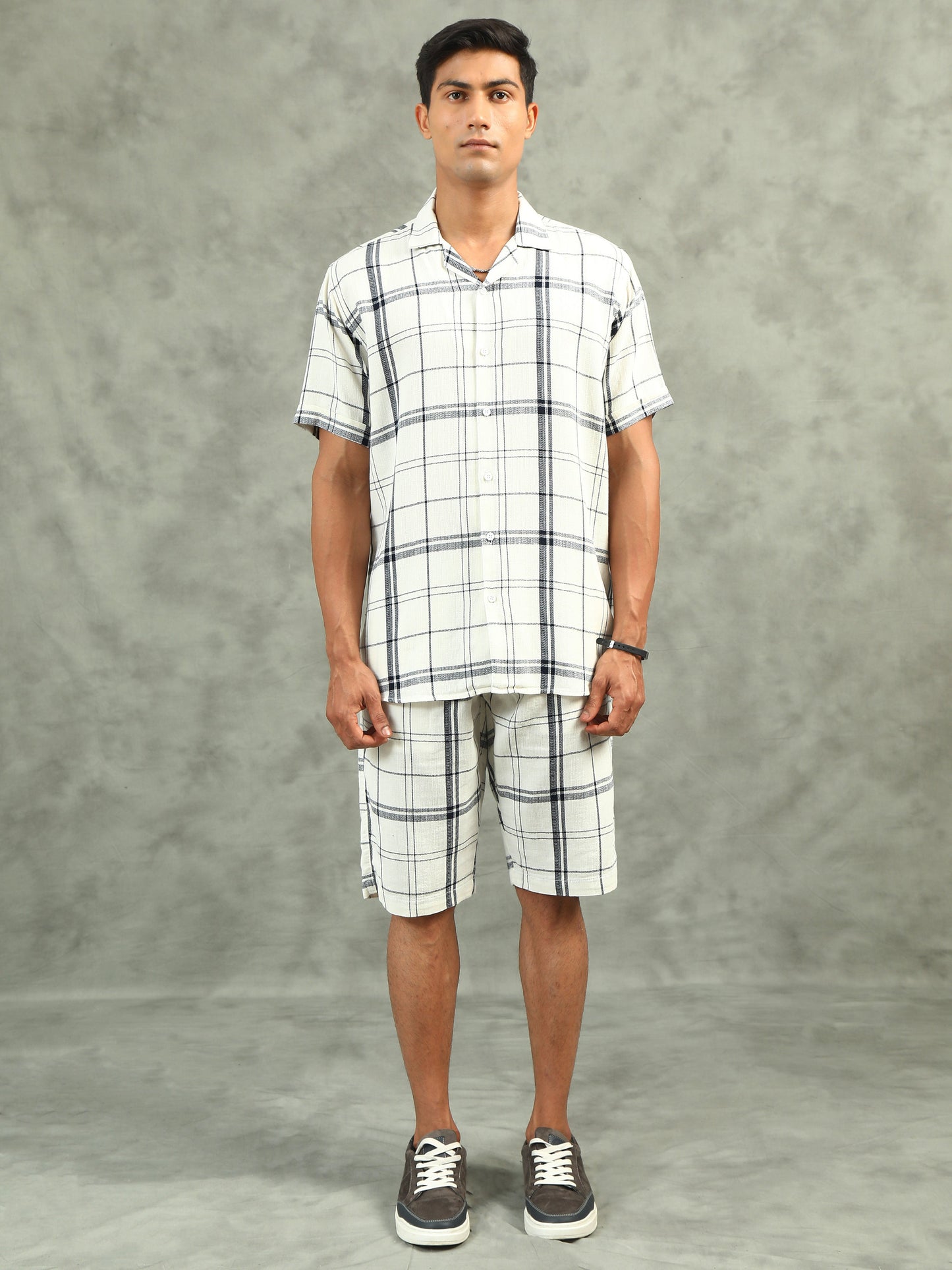Checkered White Regular Fit Knee-Length Casual Co-ord Set