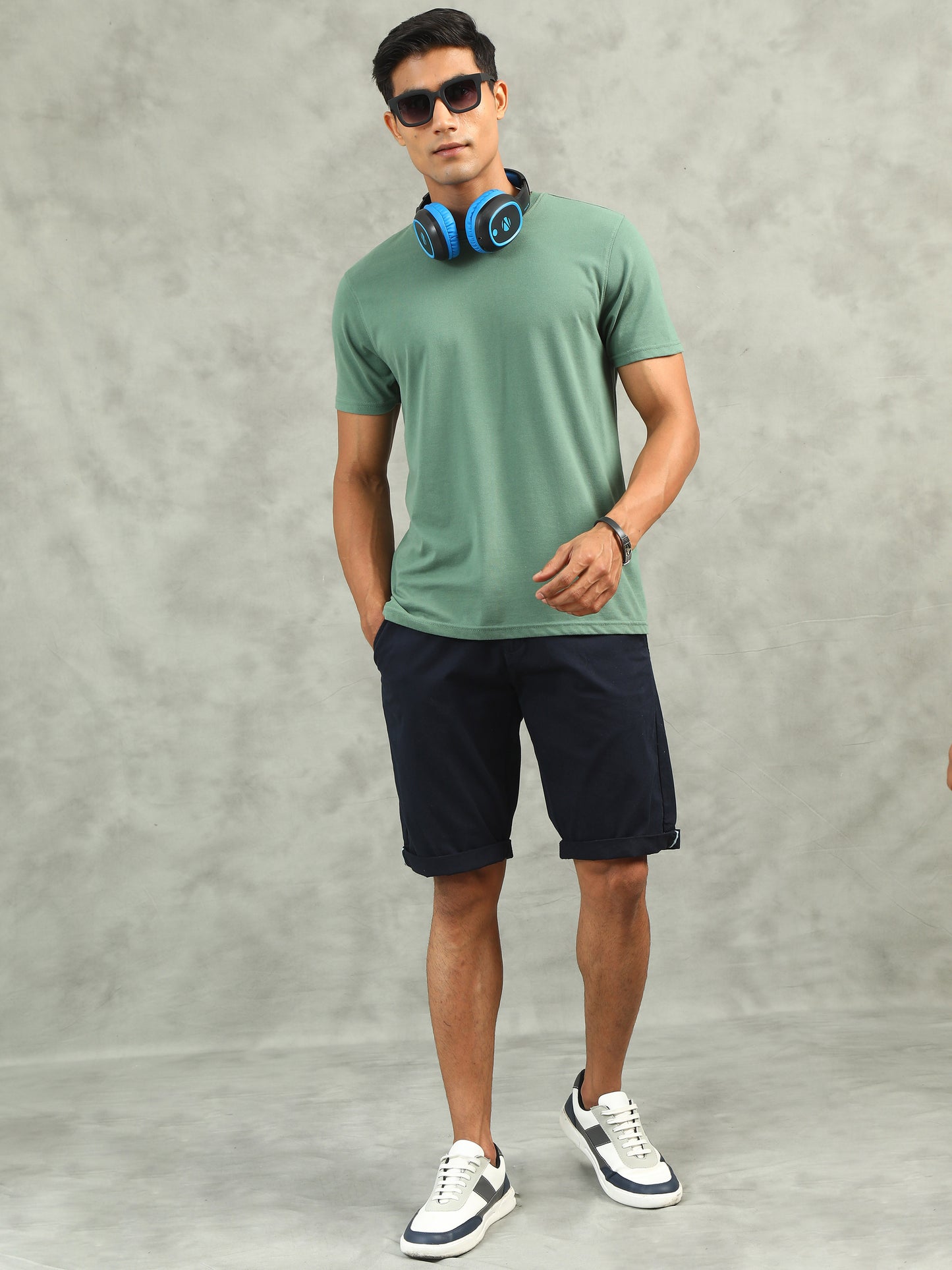 Plain Navy Shorts With Belt