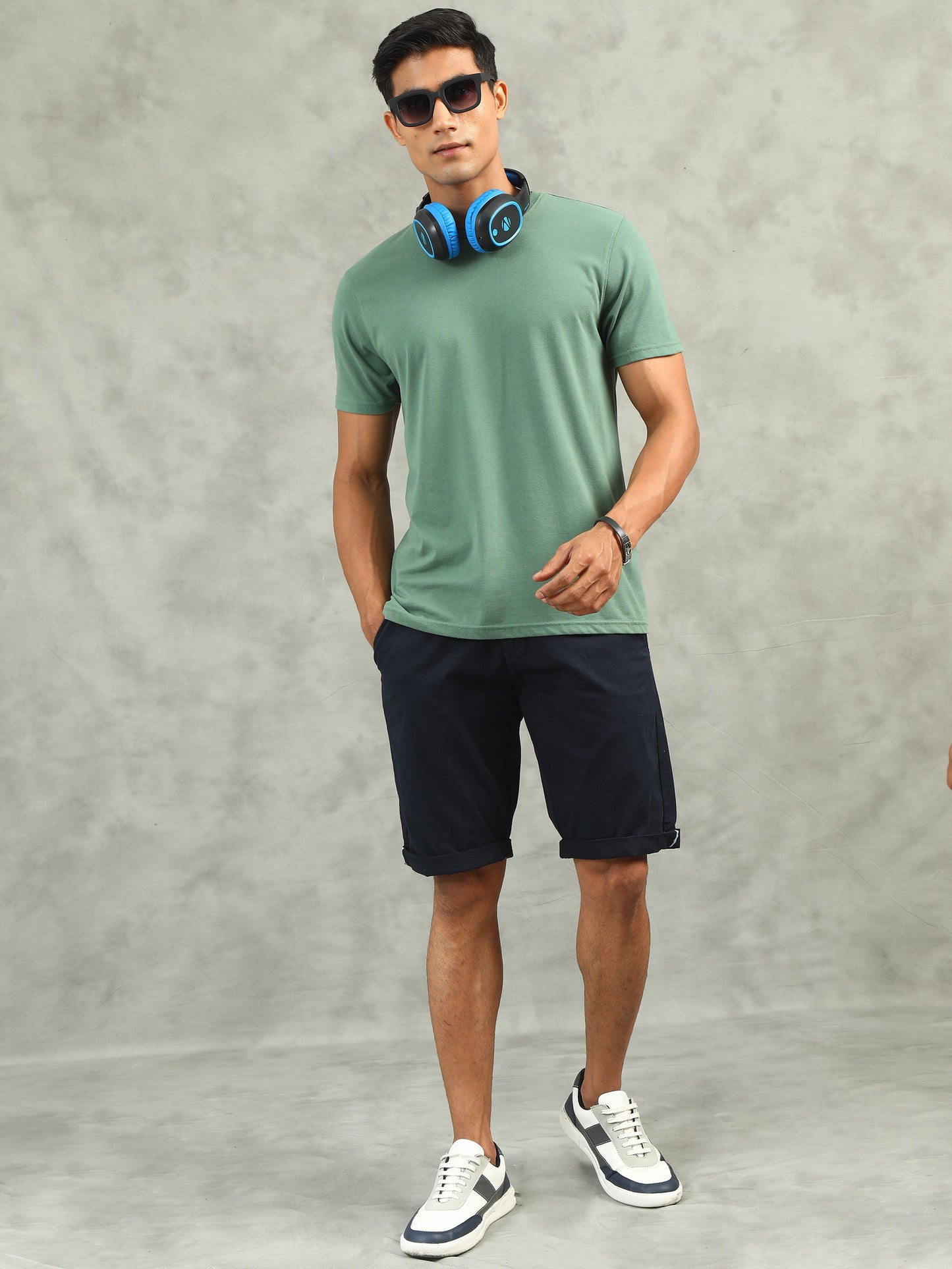 Plain Navy Shorts With Belt
