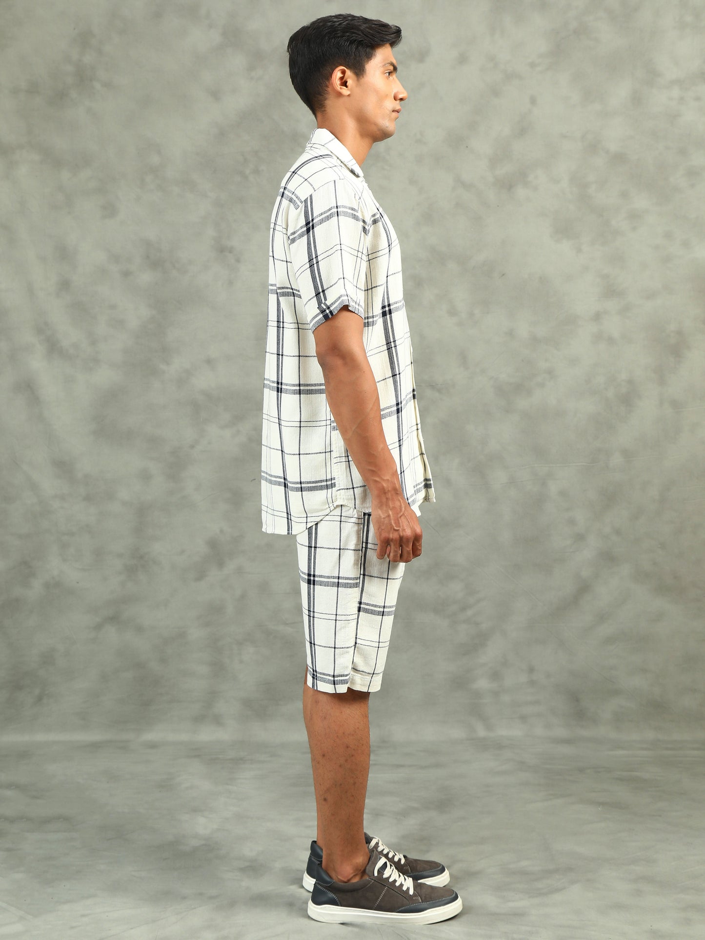 Checkered White Regular Fit Knee-Length Casual Co-ord Set