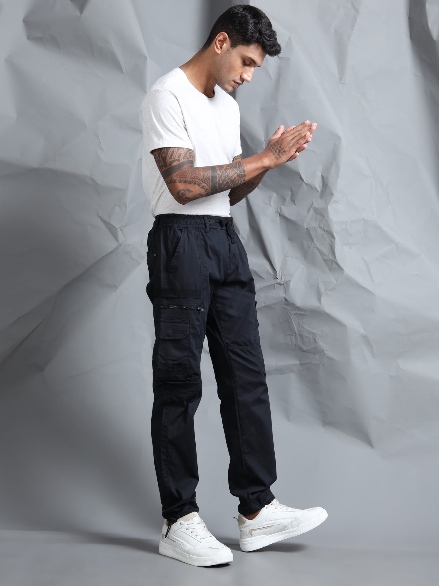Cotton Blend  Black Cargo Pant with 6 Pockets