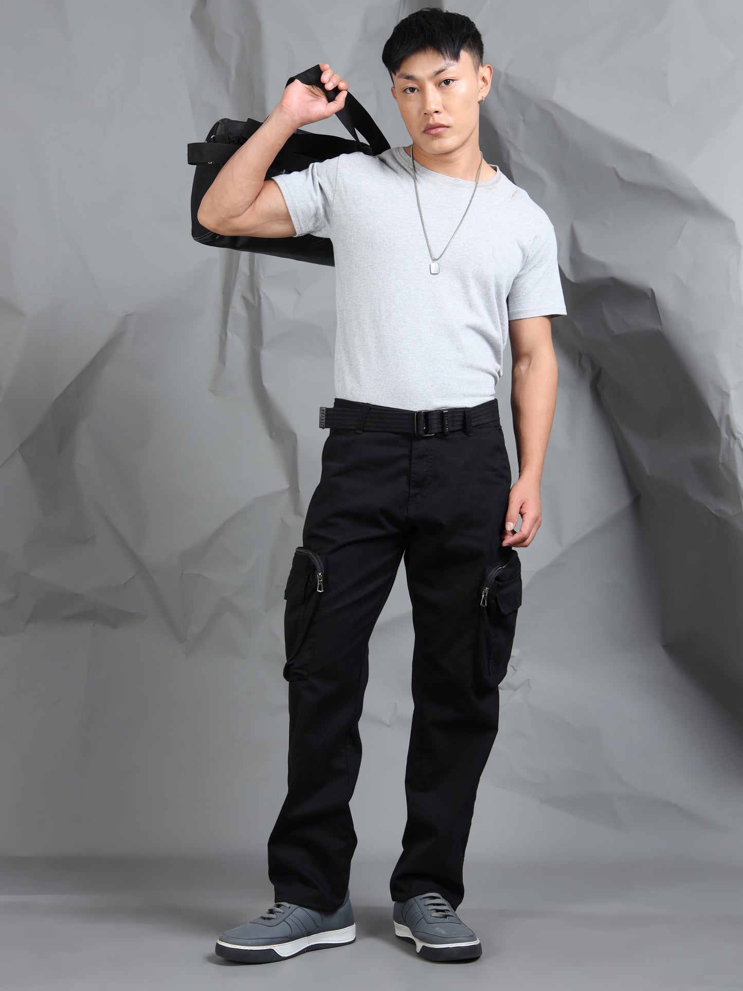 Cotton Lycra  Black Mid Rise Cargo Pant with 8 Pockets