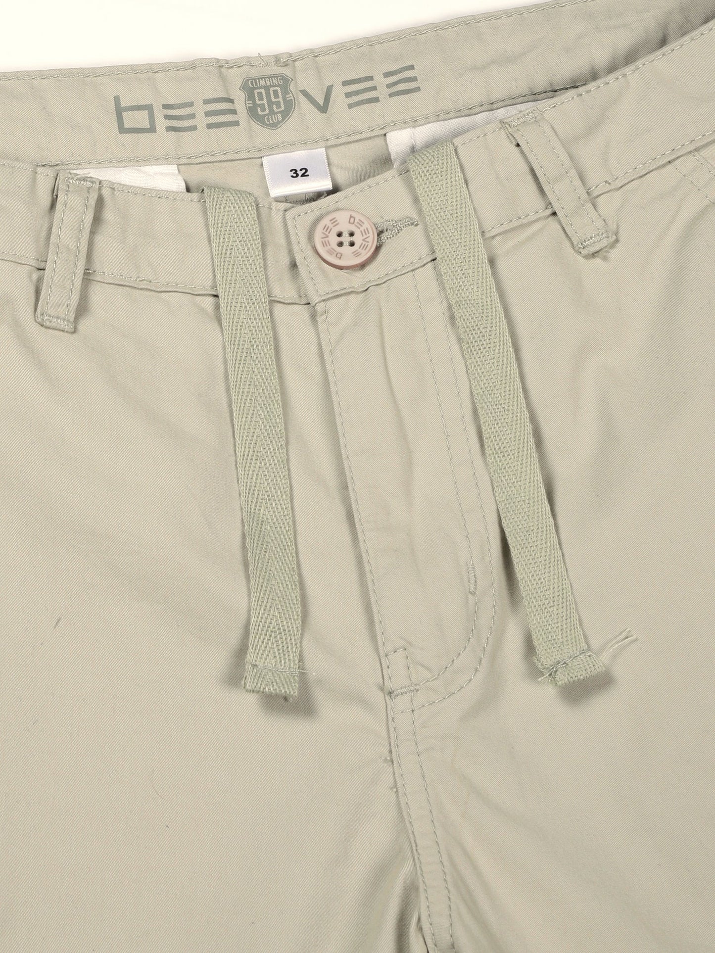 Solid Pista Cargo Shorts With Zip Pockets