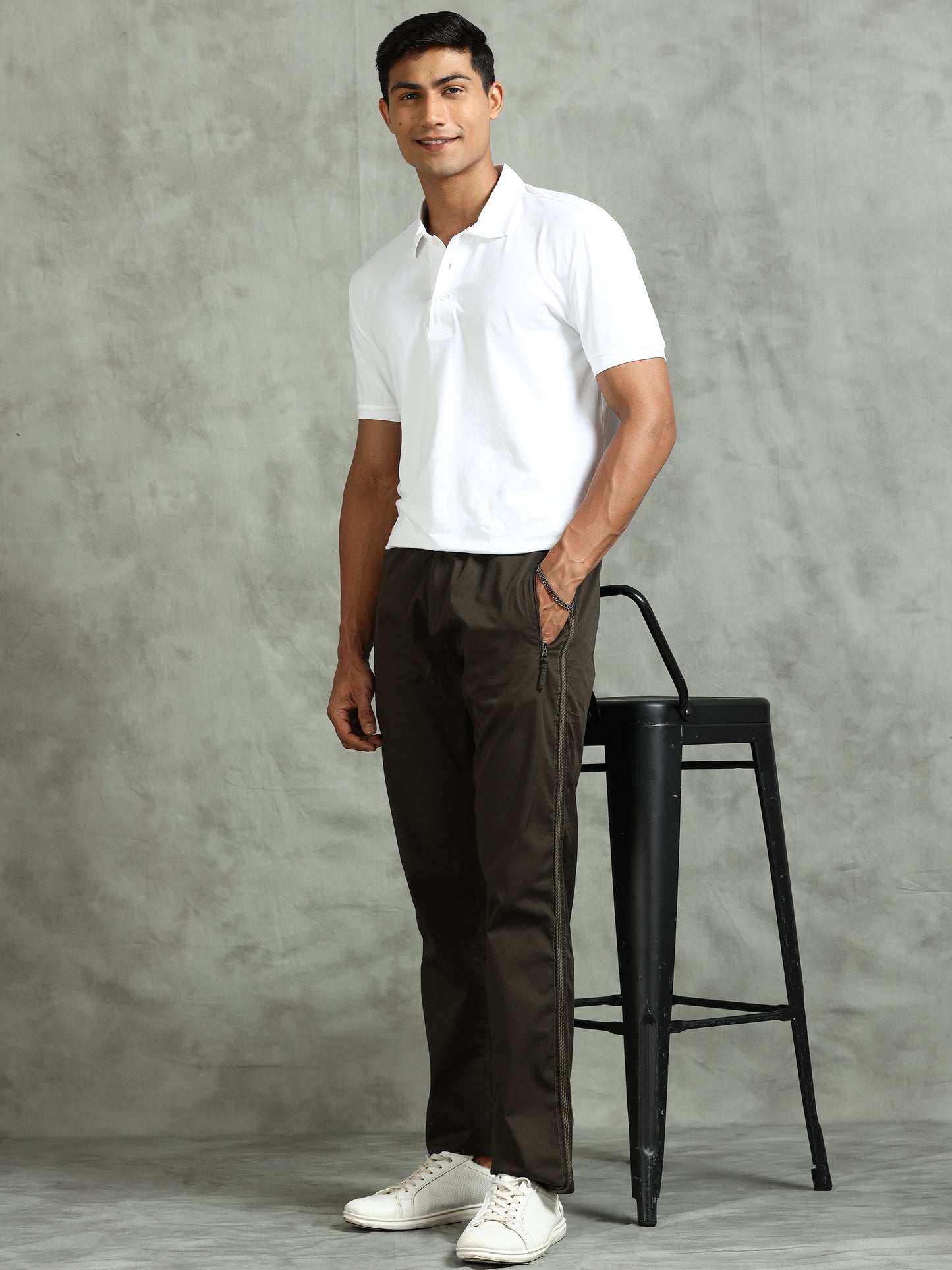 Elasticated Waist Zip Pocket Stretchable Olive Lounge Pants with Side Tape