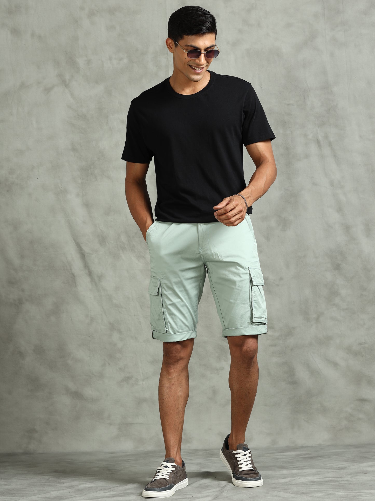 Zip Pocket Stretchable Green Cargo Shorts