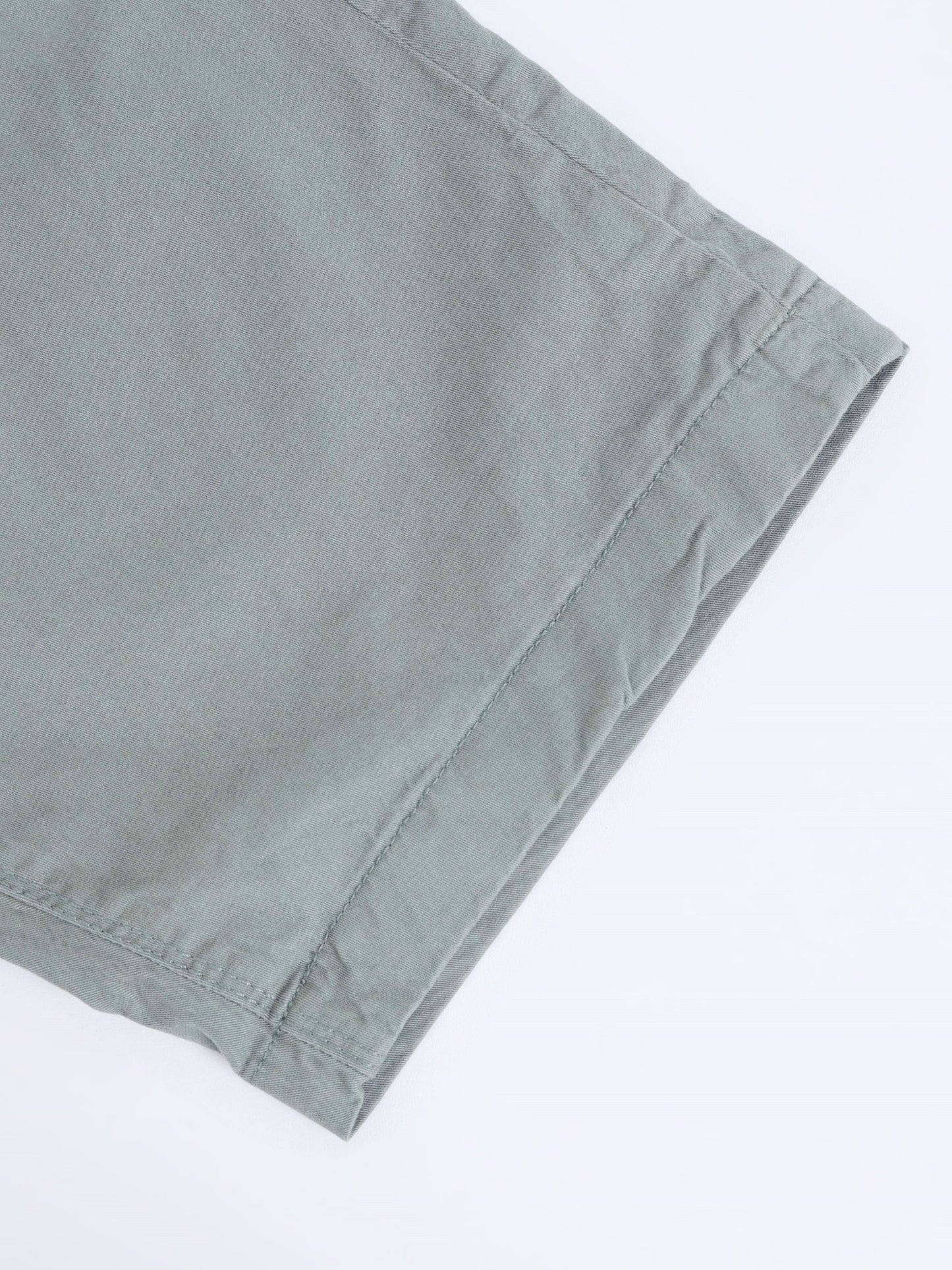 Cross Pocket F Green Shorts with Drawstring