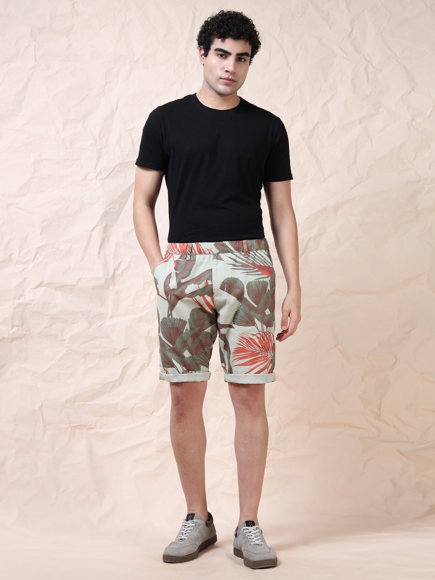Men's Printed Cotton Blend Mid-Rise Casual Shorts