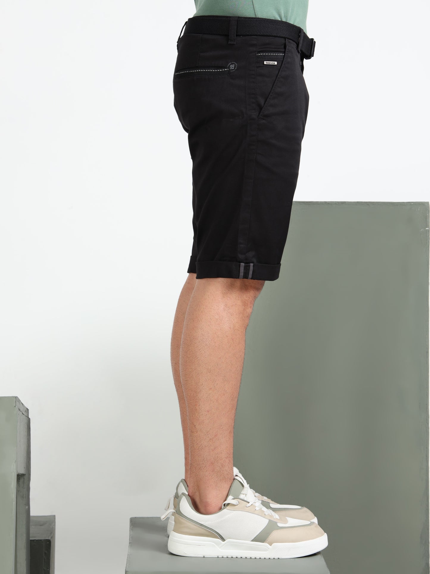 Men's Black Solid Cotton Lycra Mid-Rise Casual Shorts