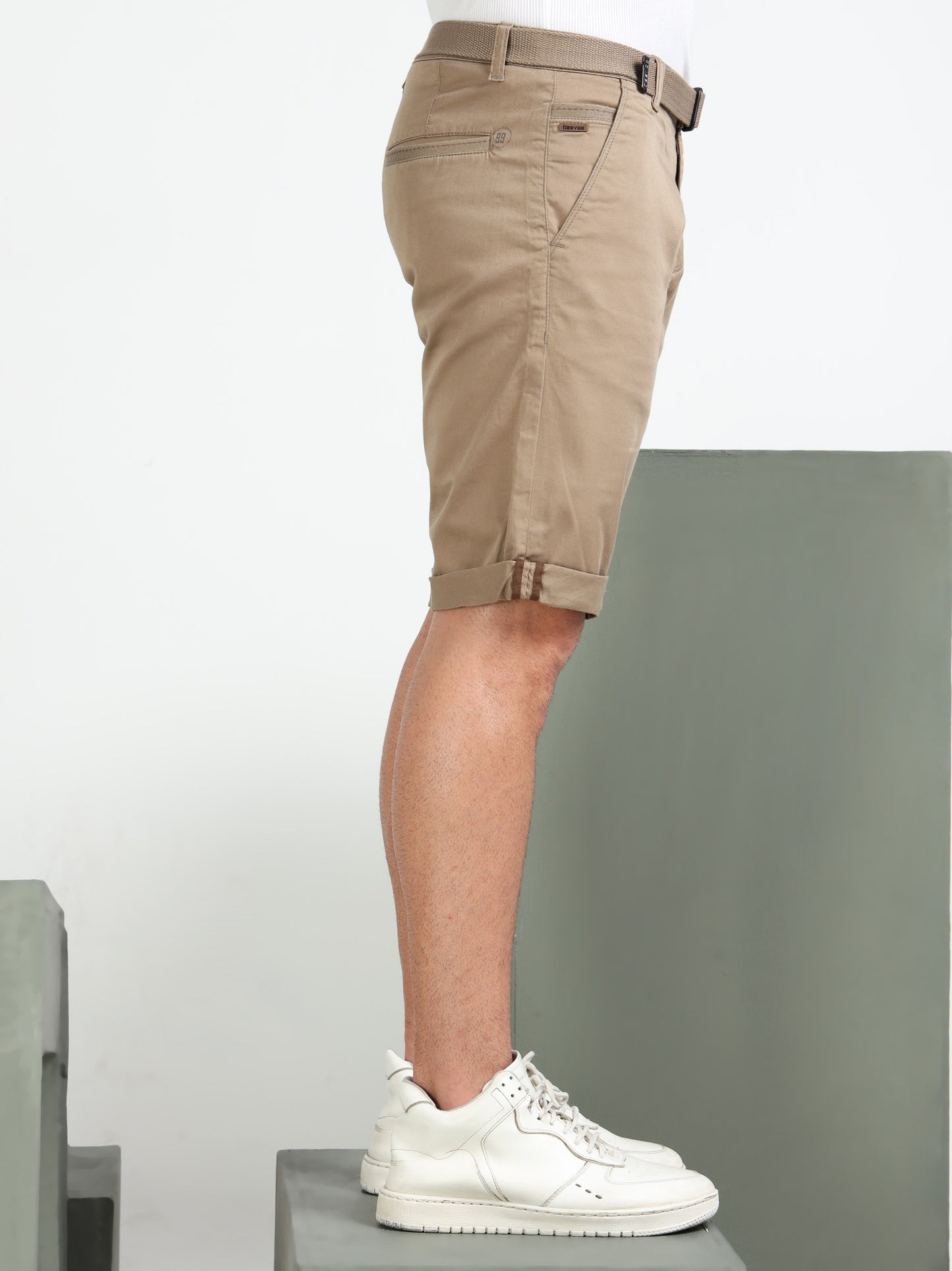 Men's Mud Solid Cotton Lycra Mid-Rise Casual Shorts