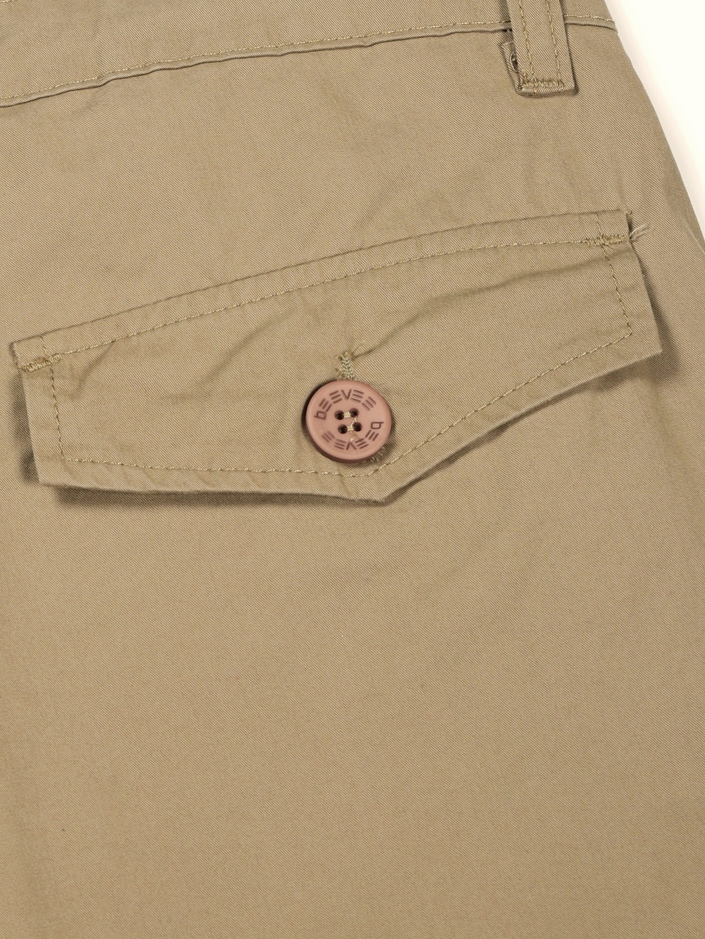 Multi Pockets Mud Cargo Shorts