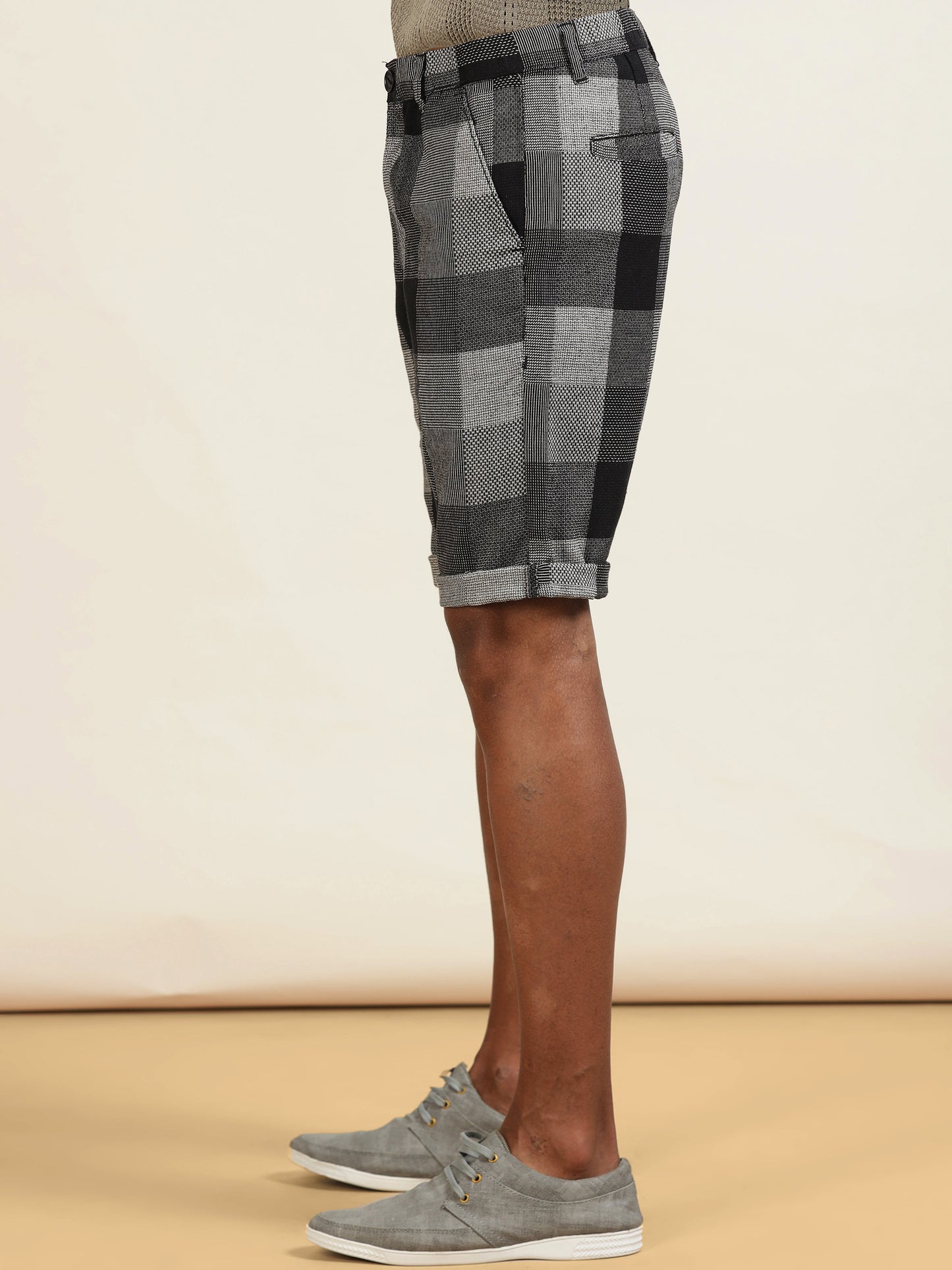 Elasticated Waist Multi Color Yarn Dyed Check Shorts