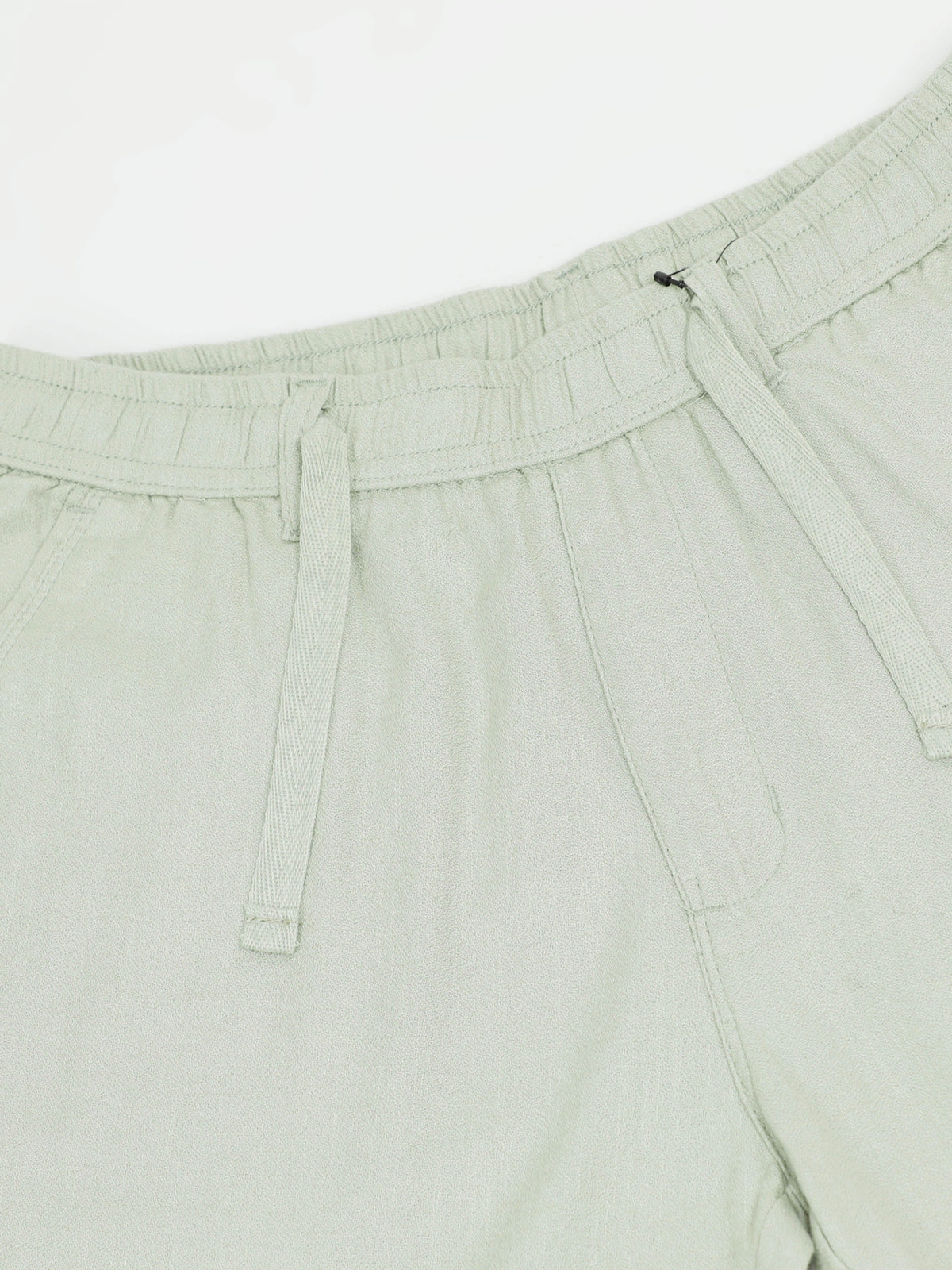 Men's Lt Green Solid Cotton Lycra Mid-Rise Casual Shorts