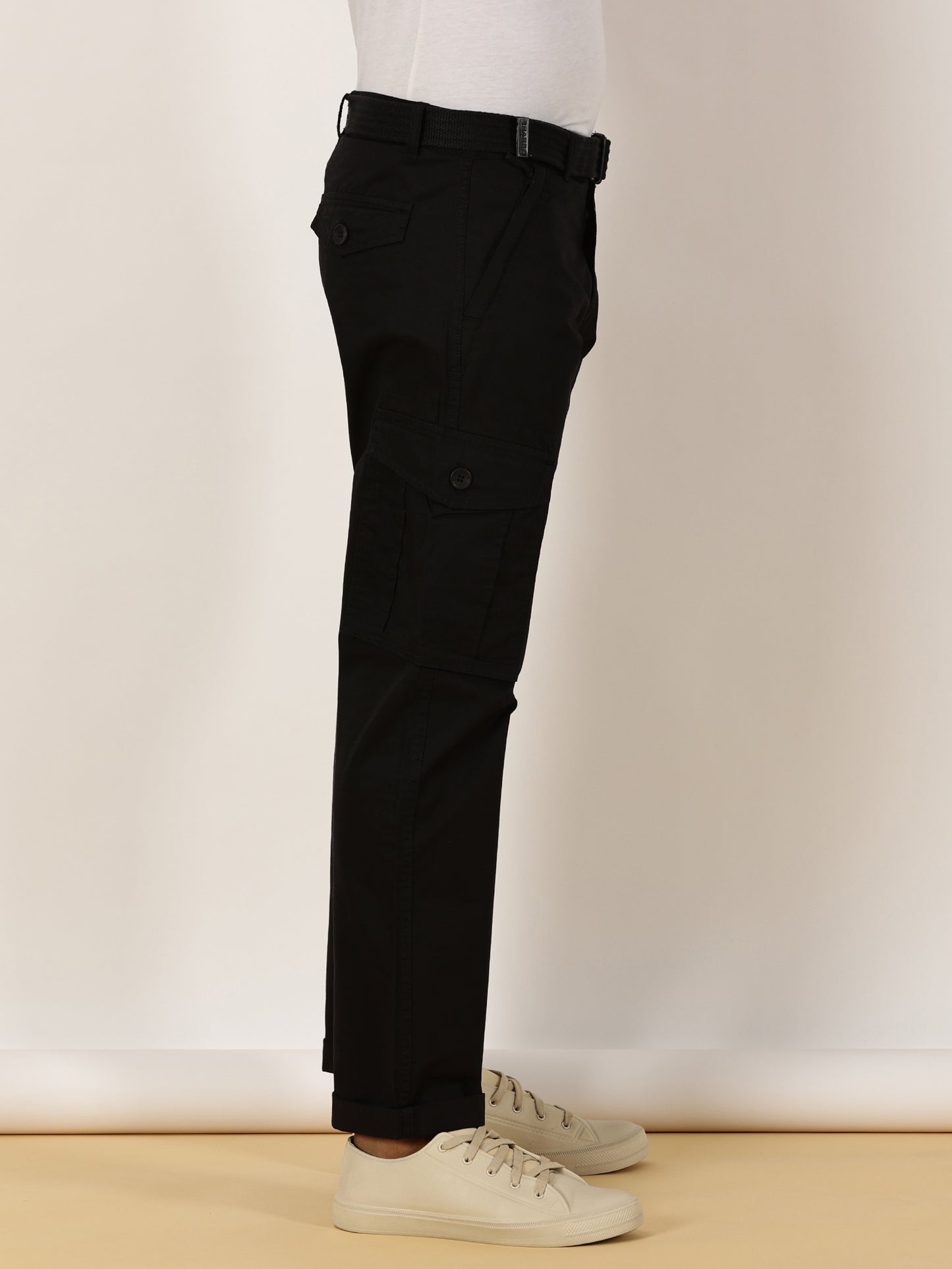 BEEVEE Men's Solid Black Cargo Pants with Belt
