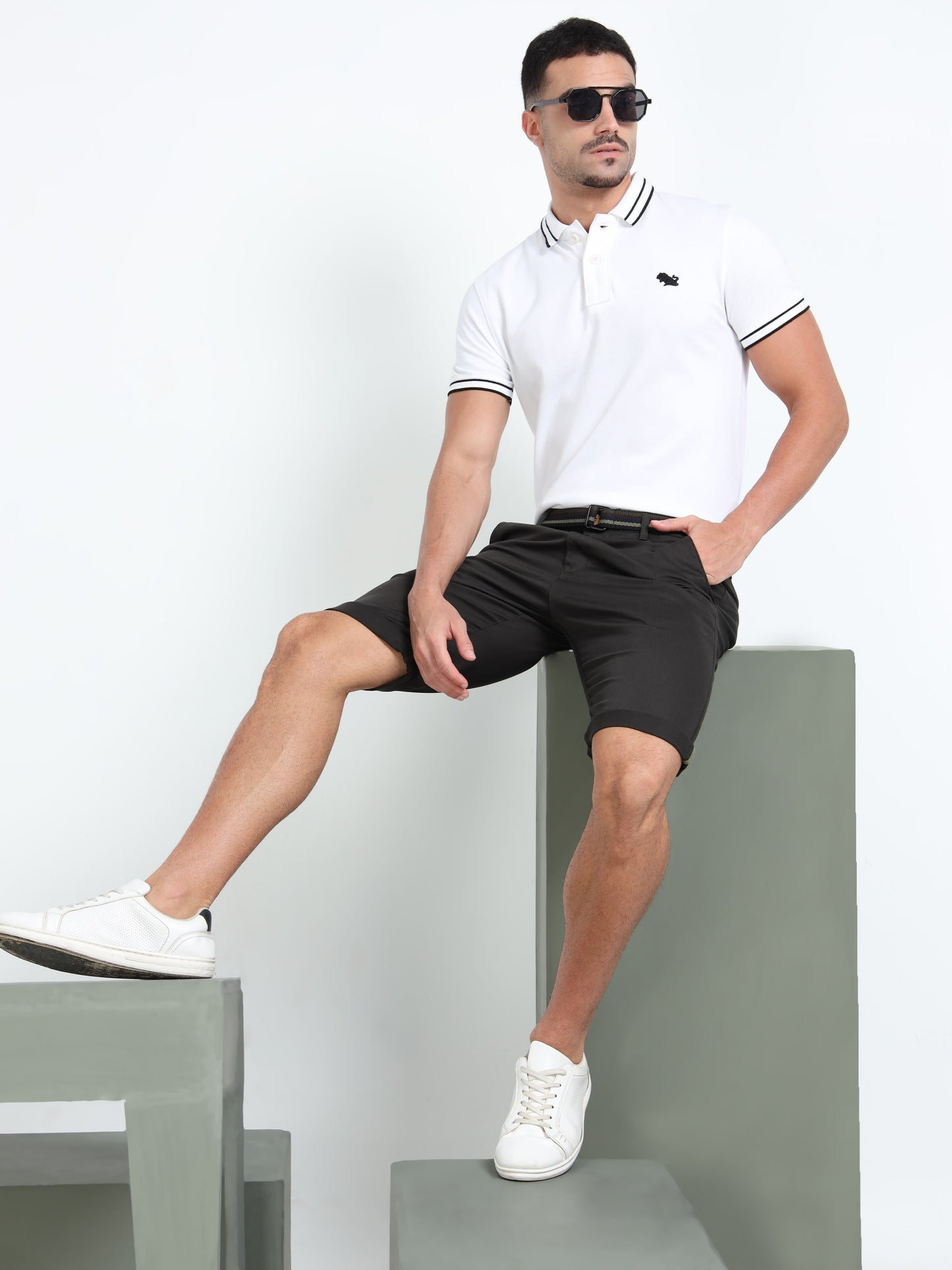 Solid Mid Rise Olive Casual Shorts