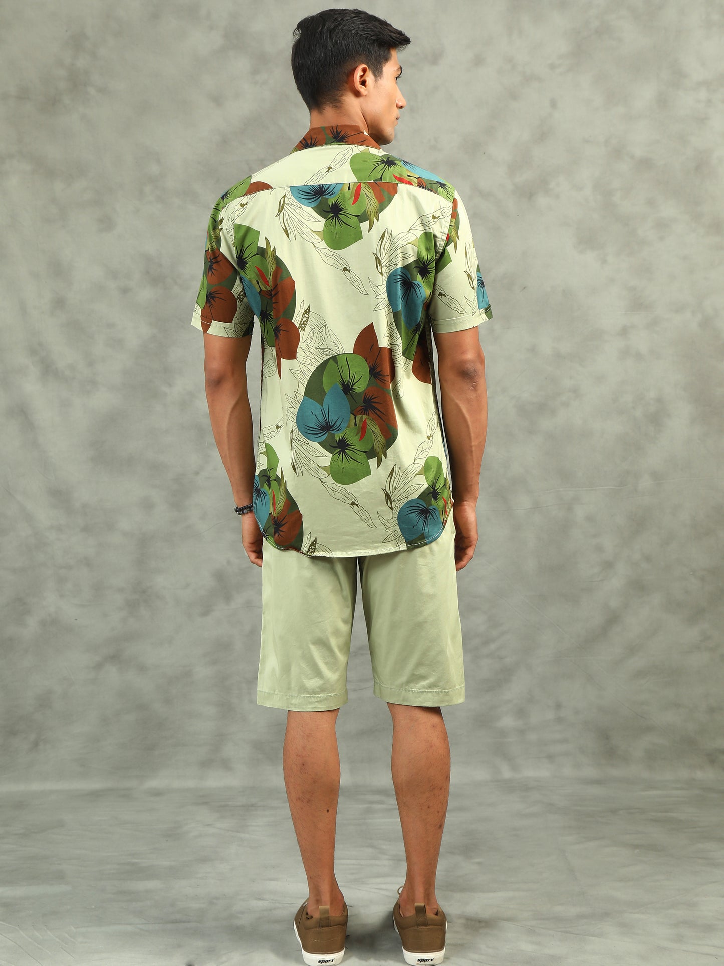 Light Pista Regular Fit Leaf Print Co-ord Sets