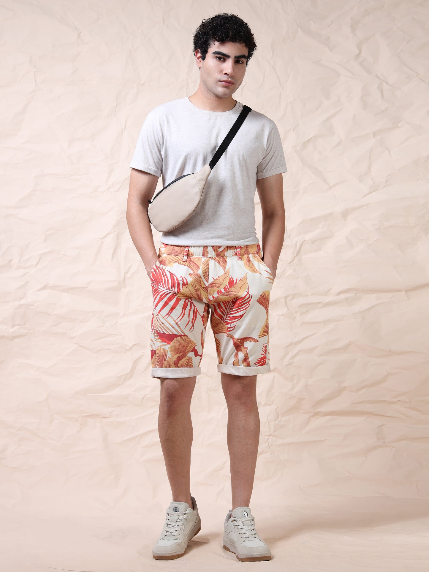 Men's Printed Cotton Blend Mid-Rise Casual Shorts